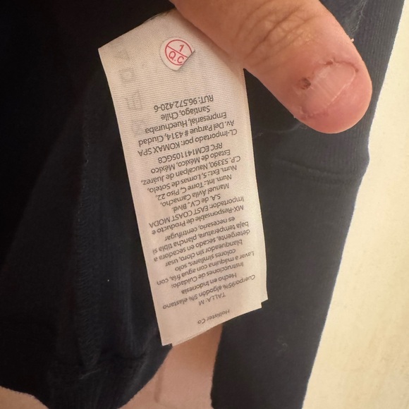 Hollister Navy Long-Sleeve Scoop Henley Top size m - Picture 9 of 9